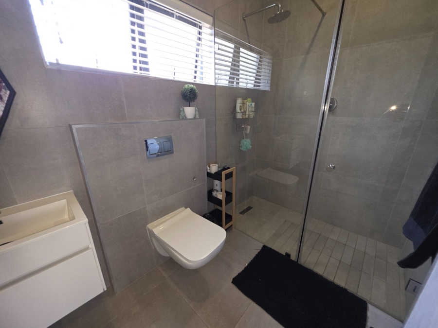 4 Bedroom Property for Sale in Sandown Western Cape